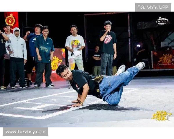 街舞盛宴:深入南京街舞队的技艺与风采探索之旅 街舞盛宴:深入南京街舞队的技艺与风采探索之旅