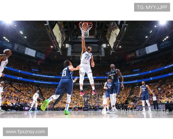 太阳激战独行侠巅峰对决群星闪耀上演精彩篮球盛宴