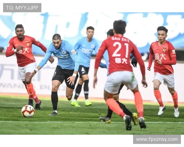 大连一方与绿地激战正酣谁能在这场较量中笑到最后